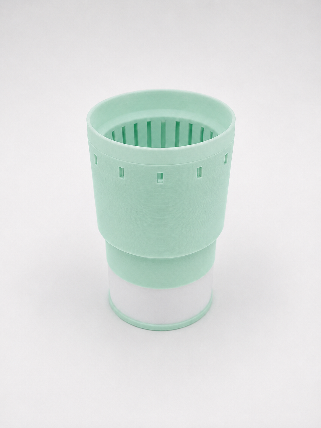 Self-Watering Pot with Net Insert